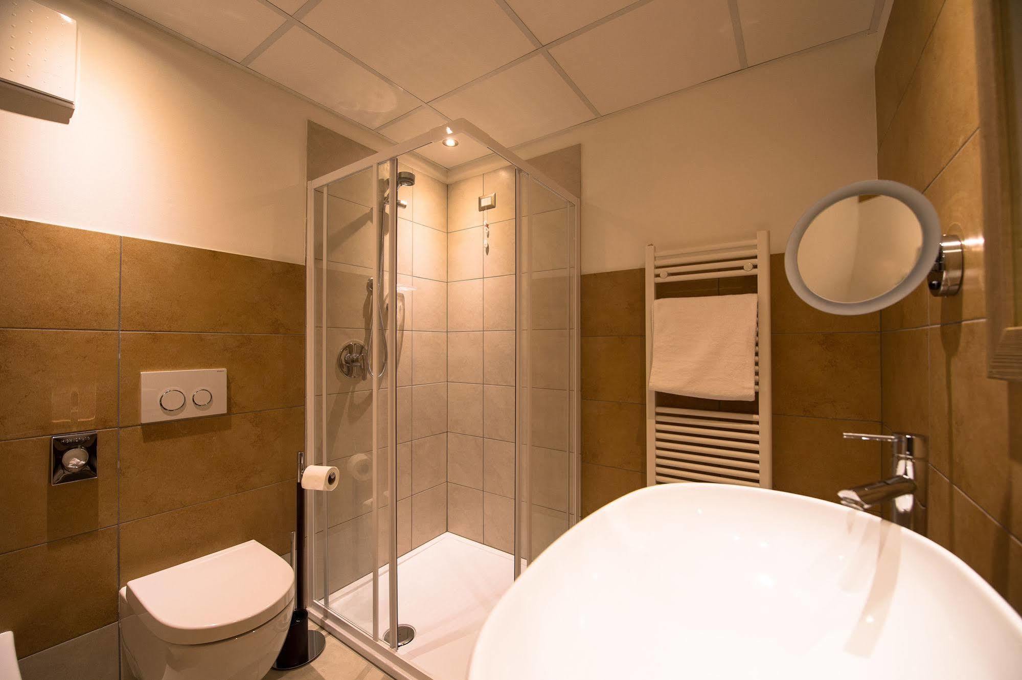 Golden Park 4*