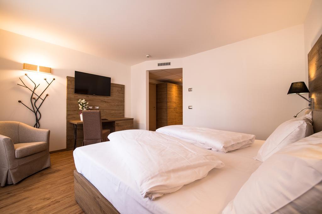 Hotel Golden Park 4*