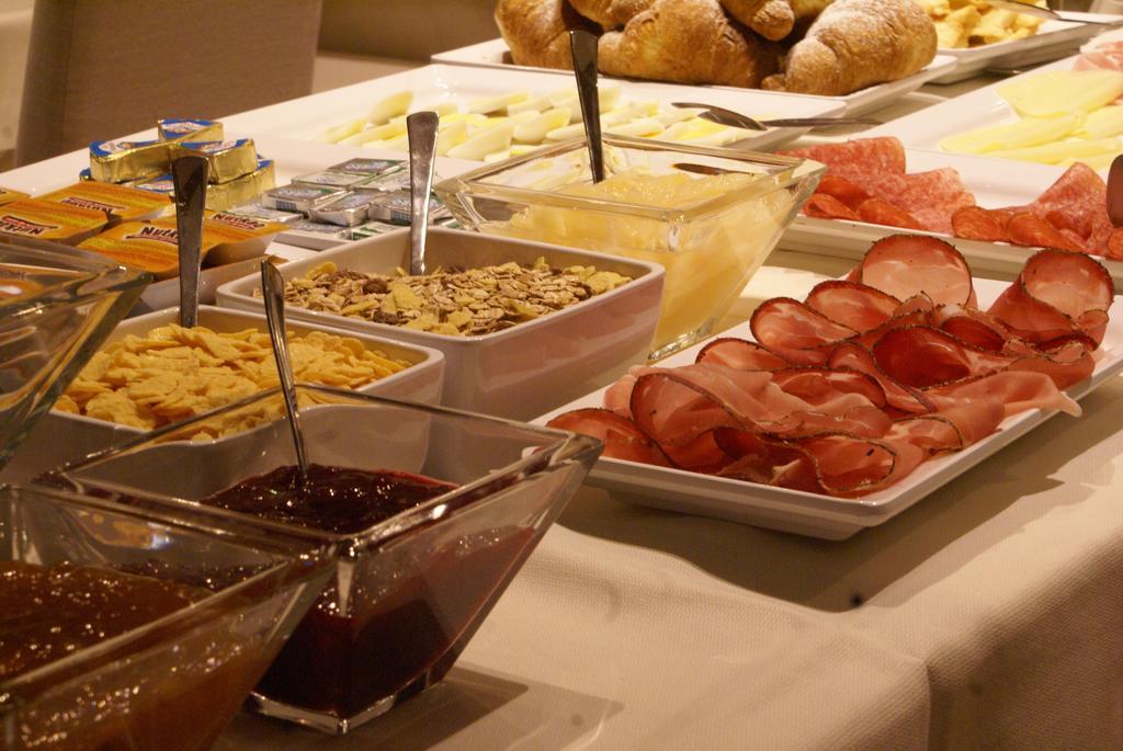 Hotel Golden Park 4*