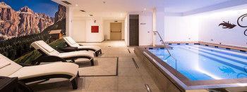 Golden Park Hotel 4*